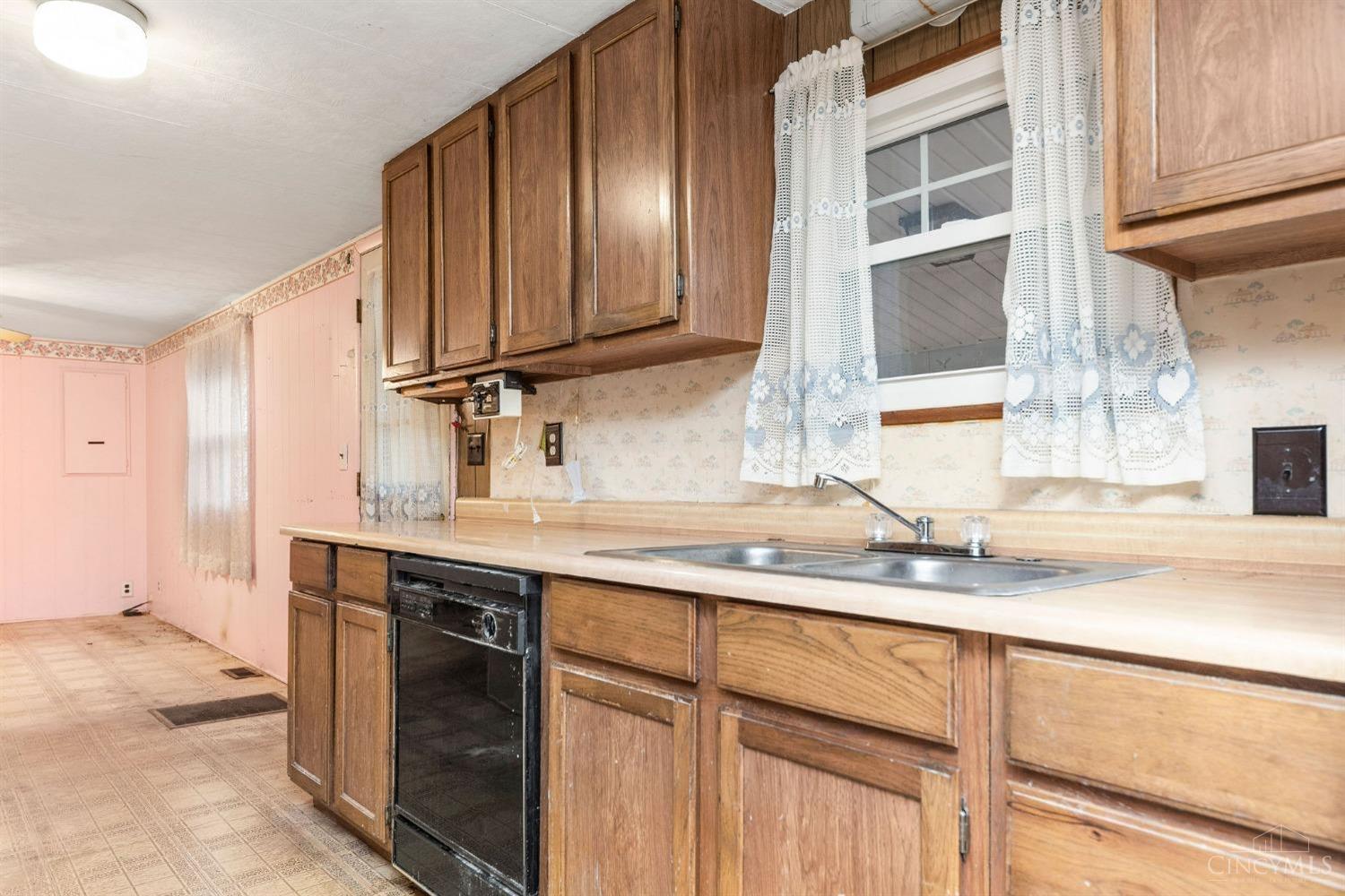 7356 Staten Road