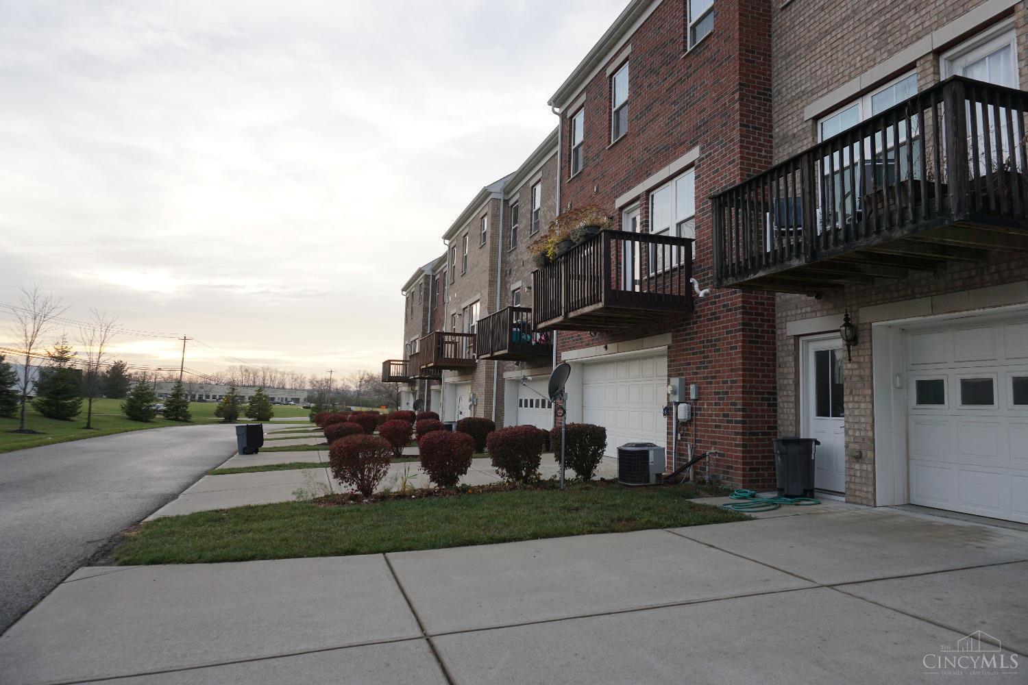 9621 Union Park