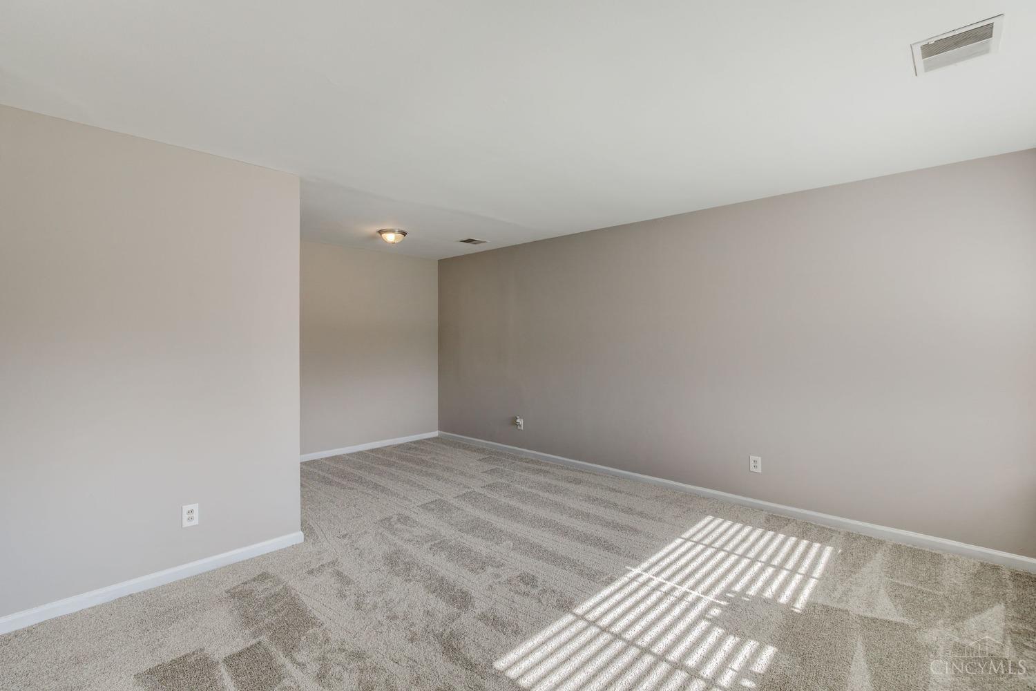 238 Diston Lane