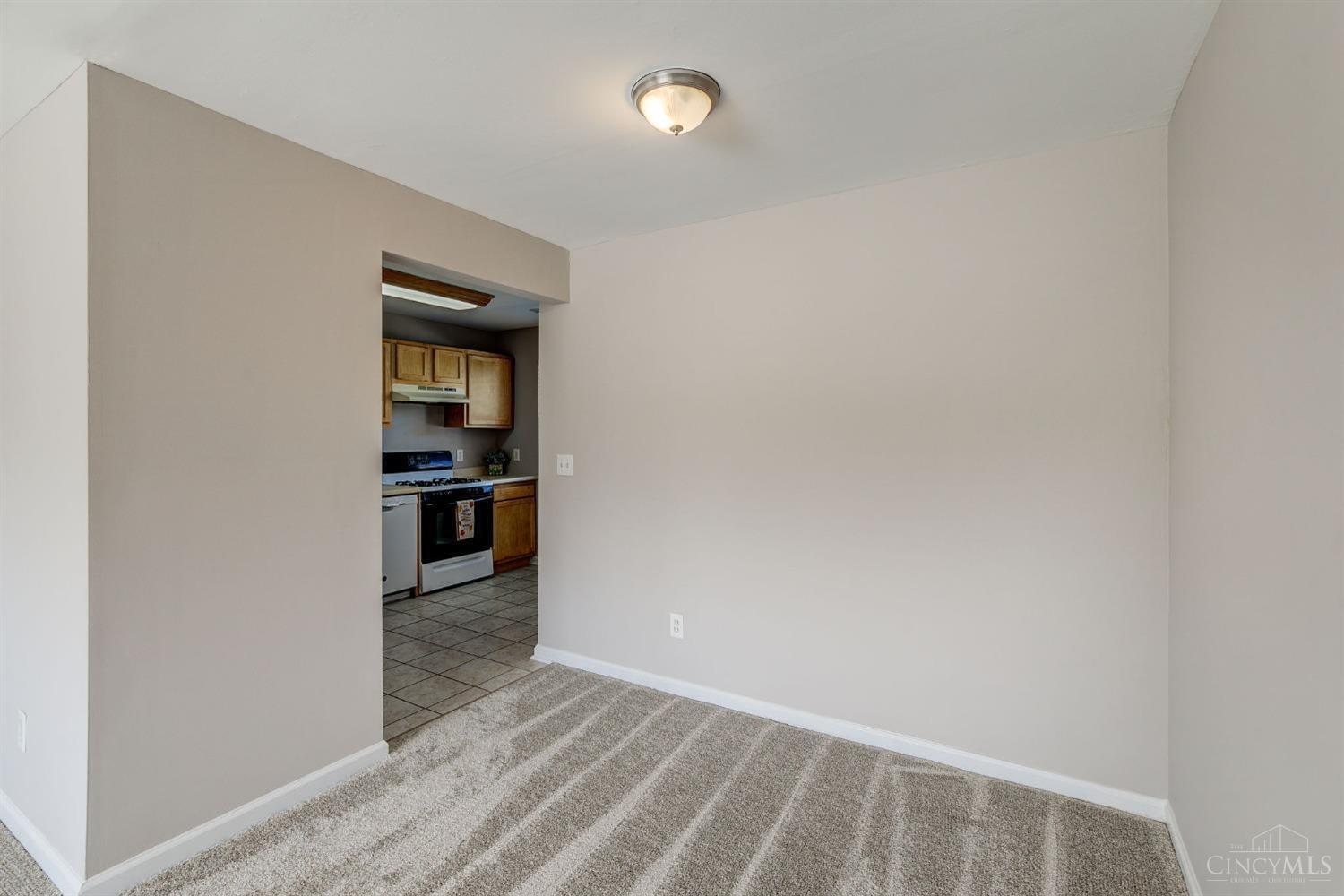 238 Diston Lane