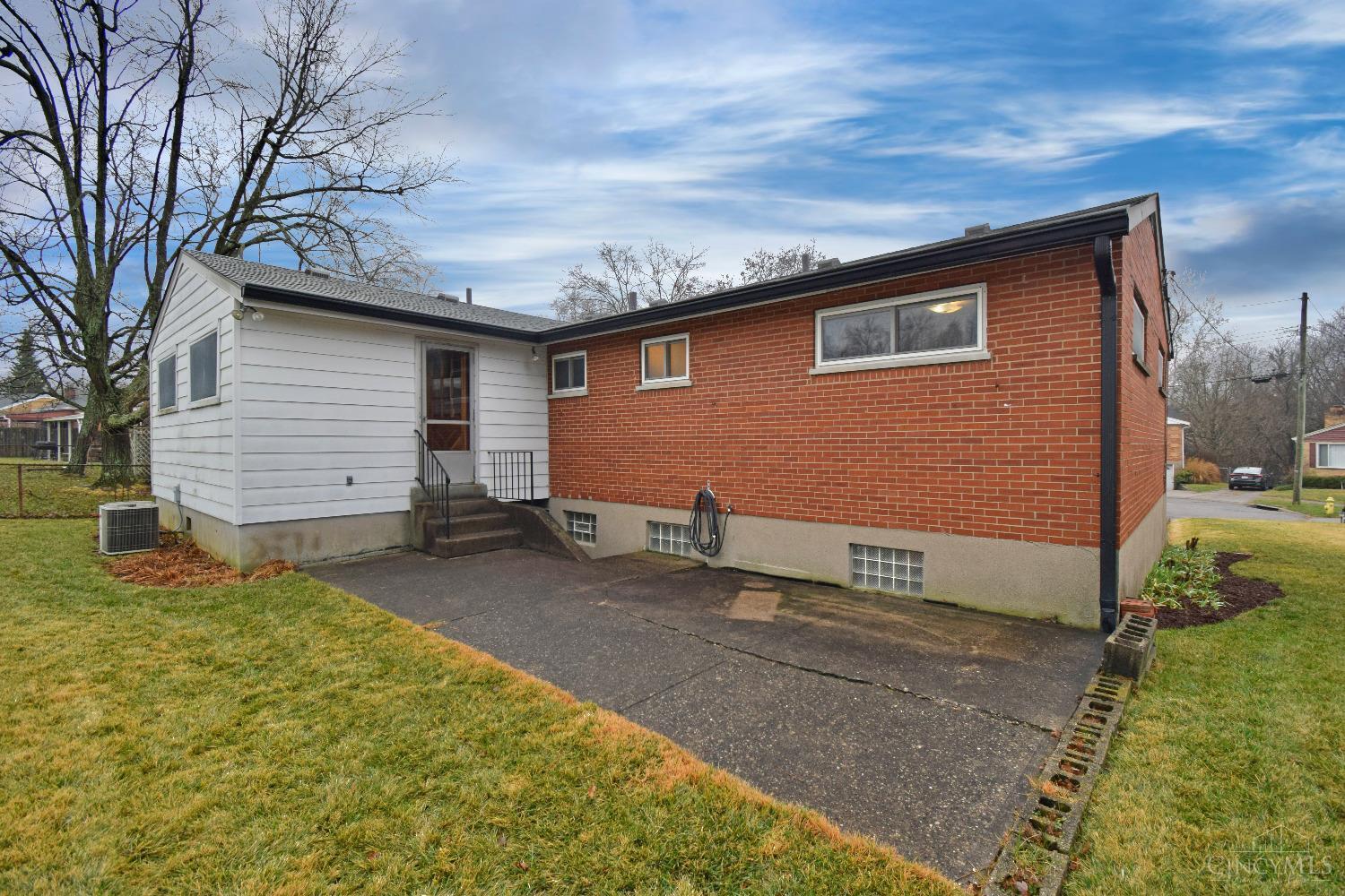 6815 Kenbyrne Court