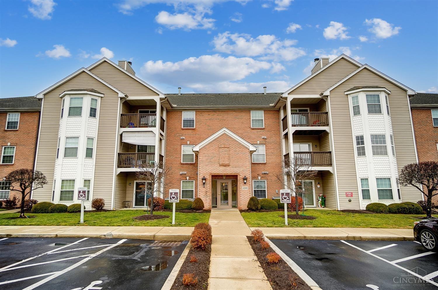 4320 Regency Ridge Court 204