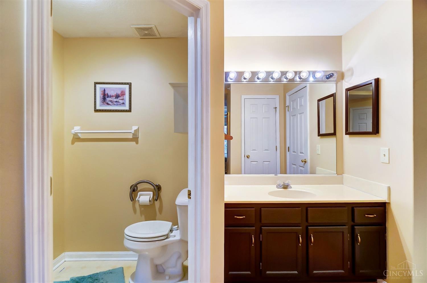 4320 Regency Ridge Court 204