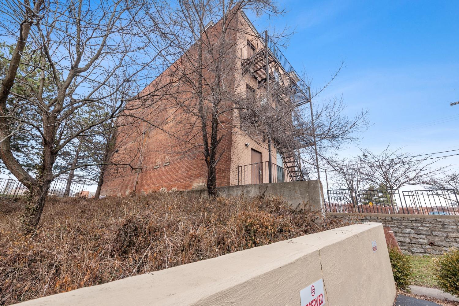 803 Windham Avenue
