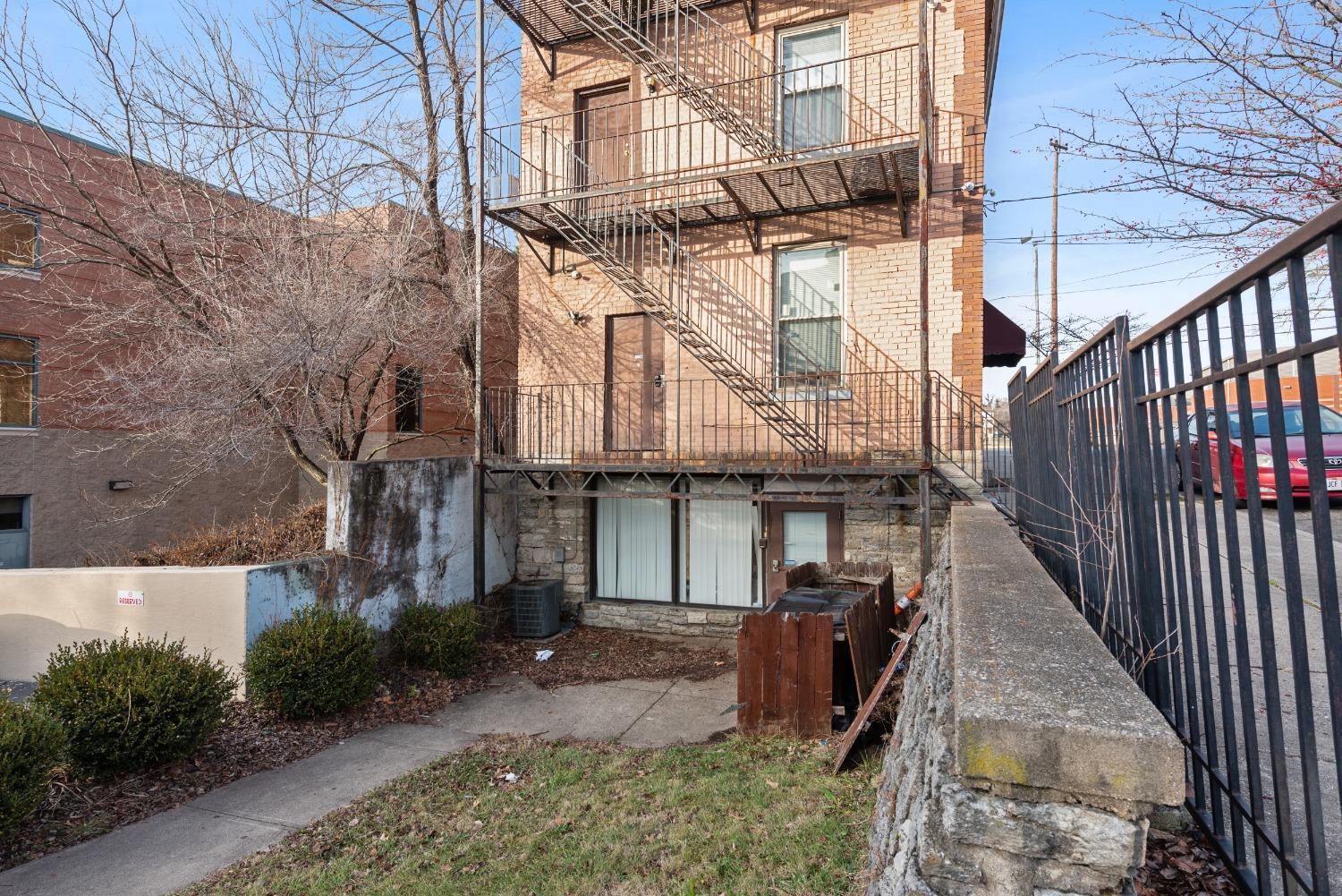 803 Windham Avenue