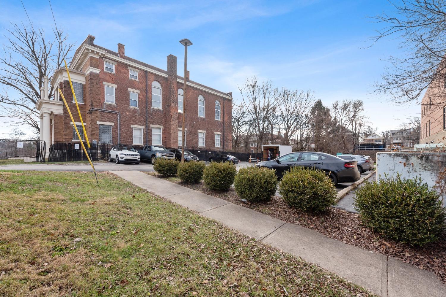 803 Windham Avenue