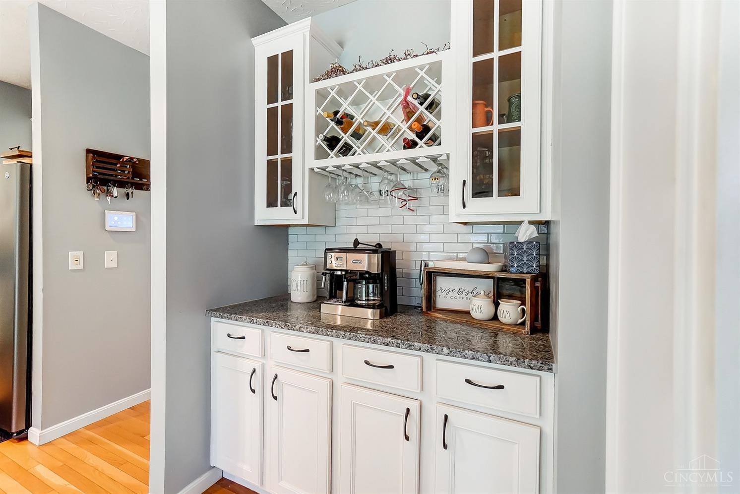 1205 Glenwood Trail