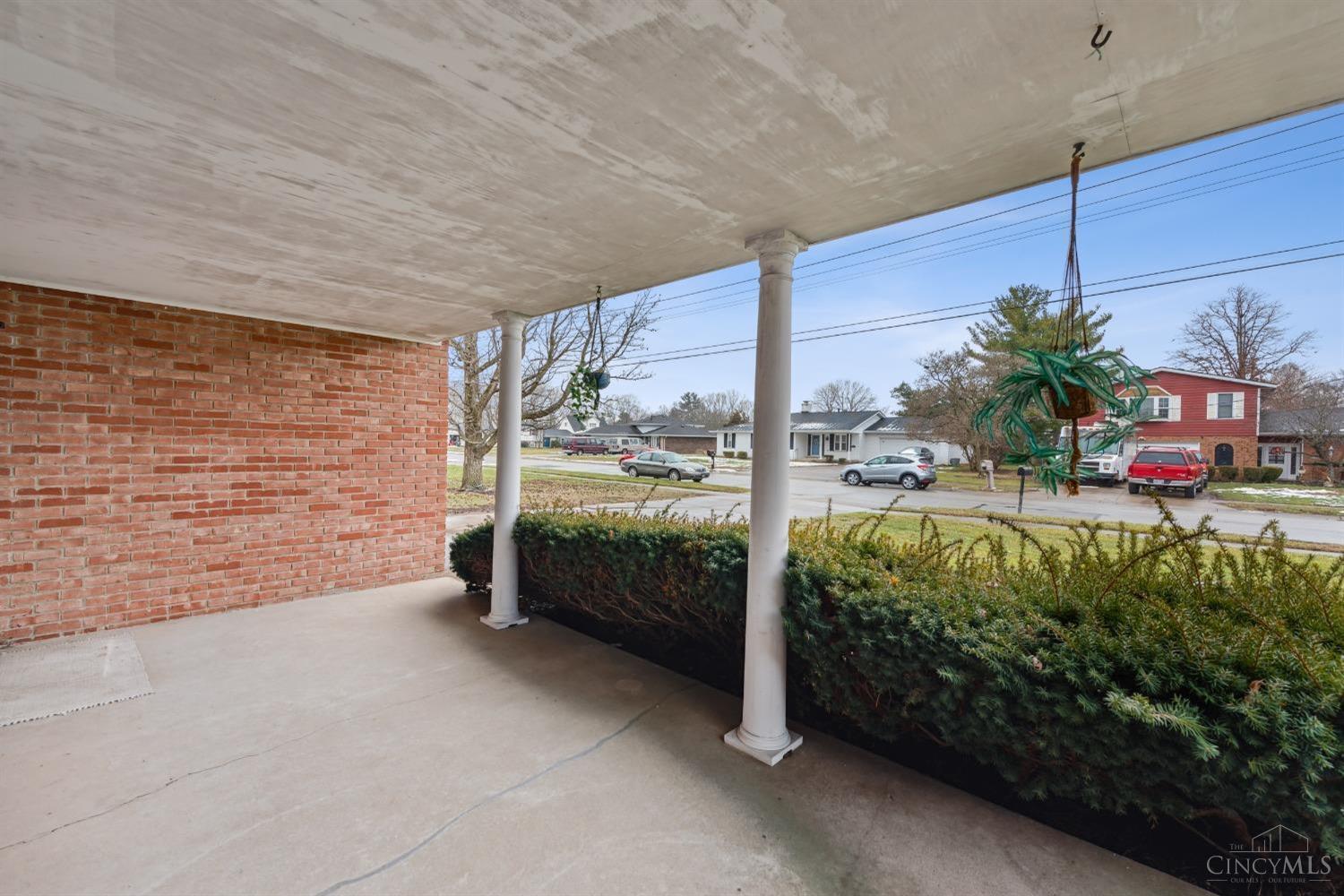 5534 Mississippi Drive