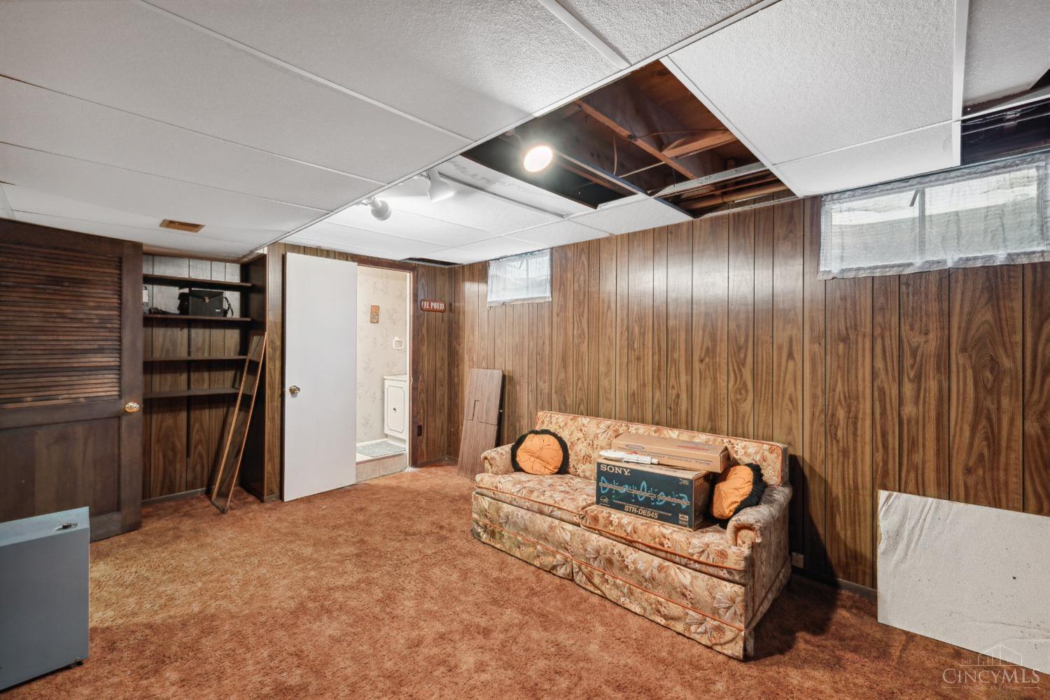 5534 Mississippi Drive