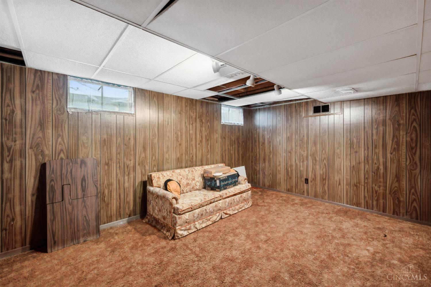 5534 Mississippi Drive