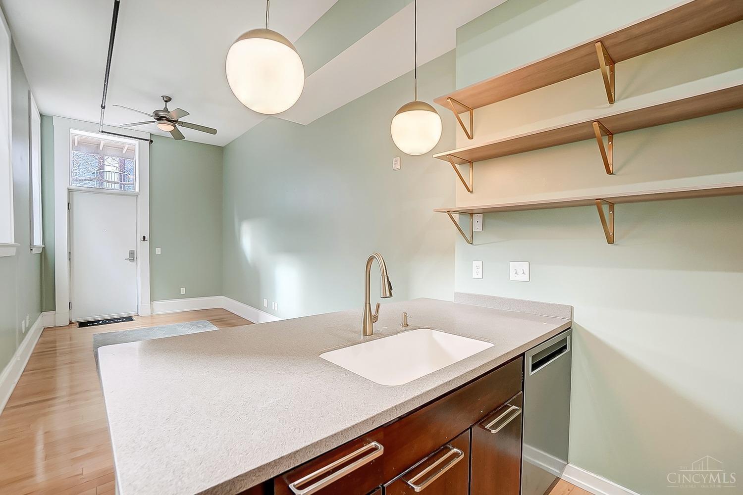 1415 Vine Street 101
