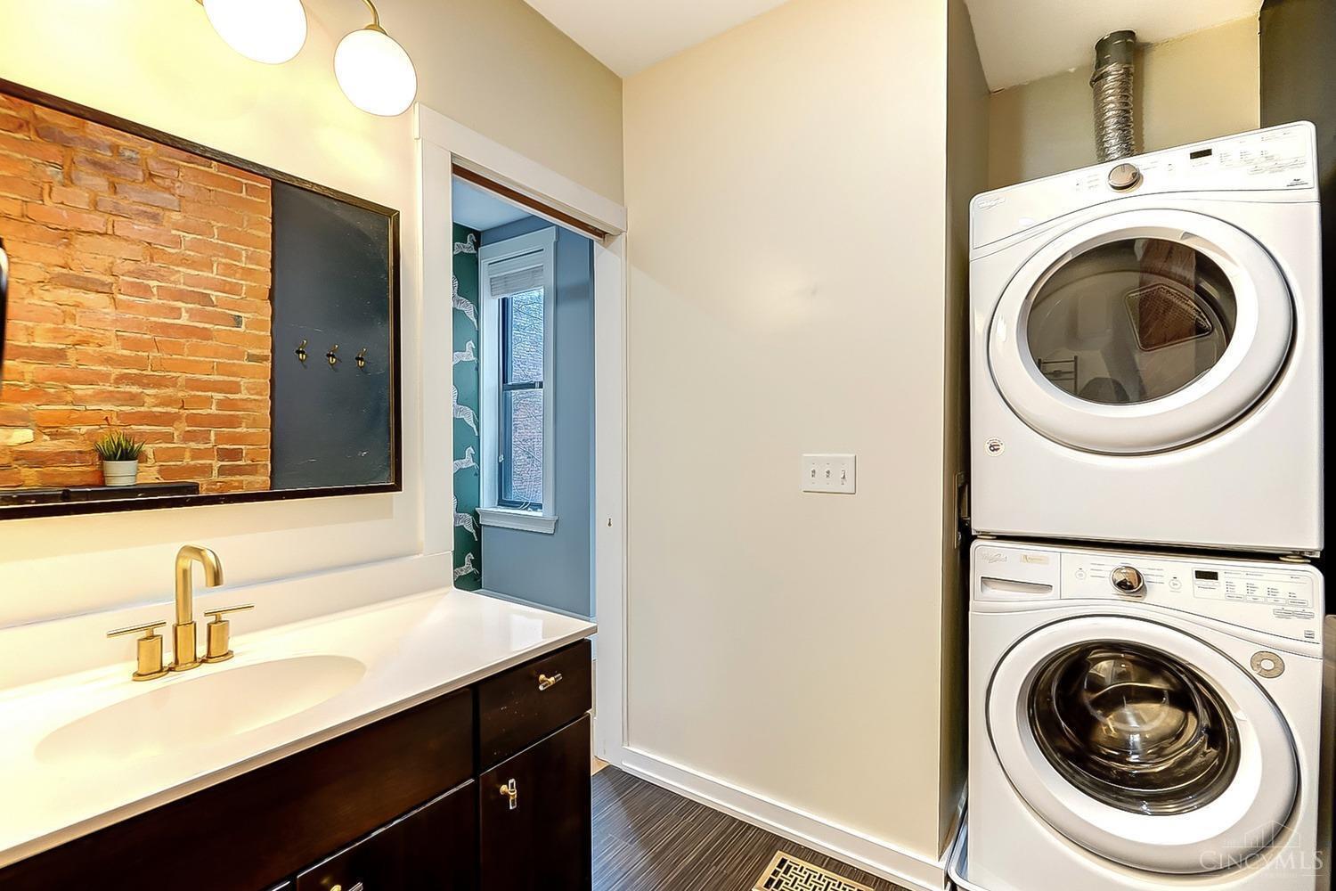 1415 Vine Street 101