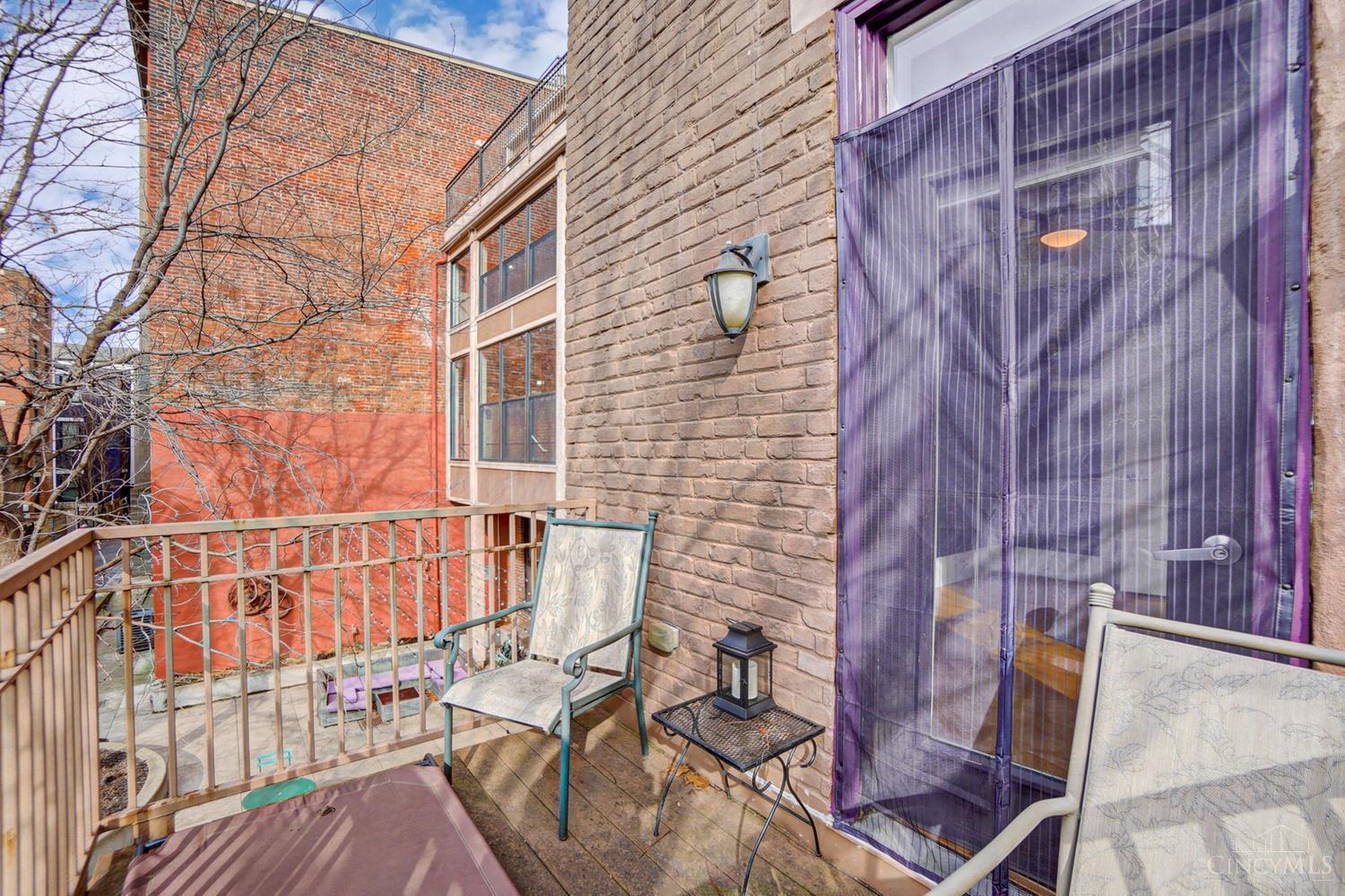 1415 Vine Street 101