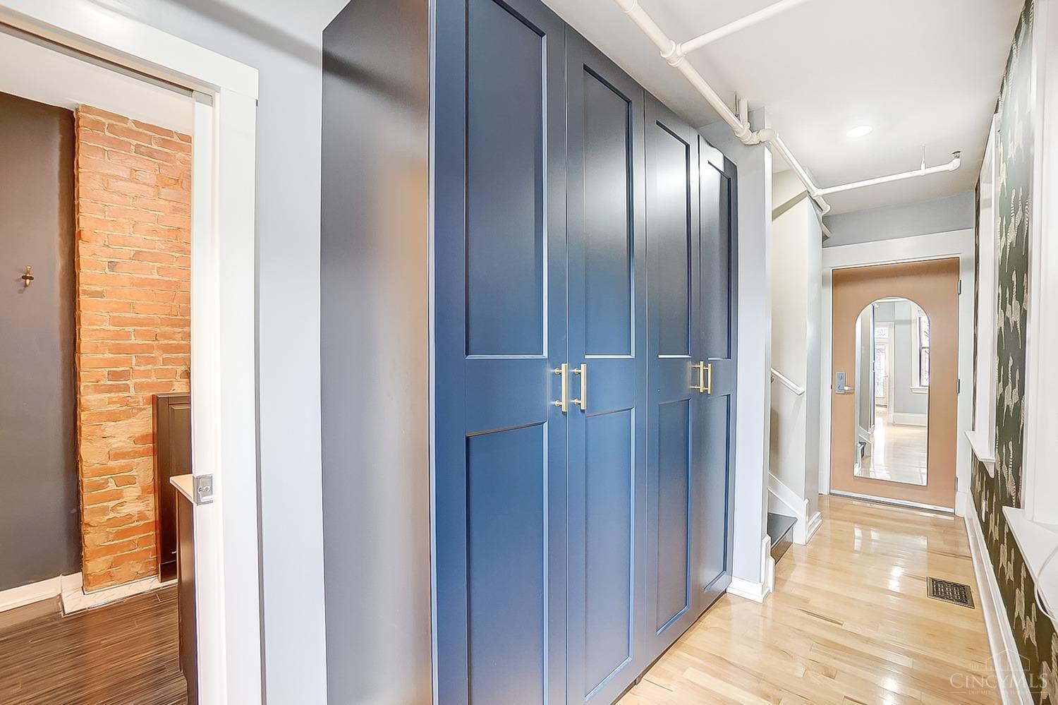 1415 Vine Street 101