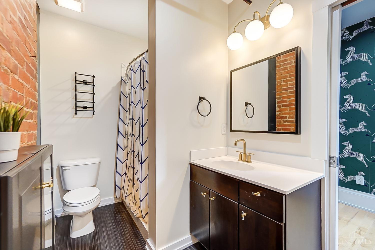 1415 Vine Street 101