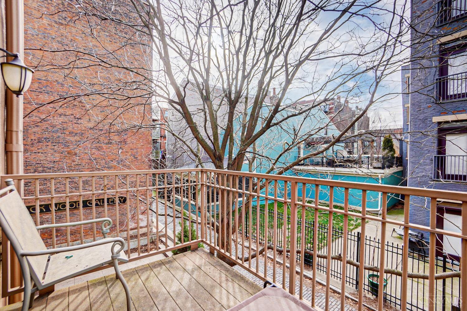 1415 Vine Street 101