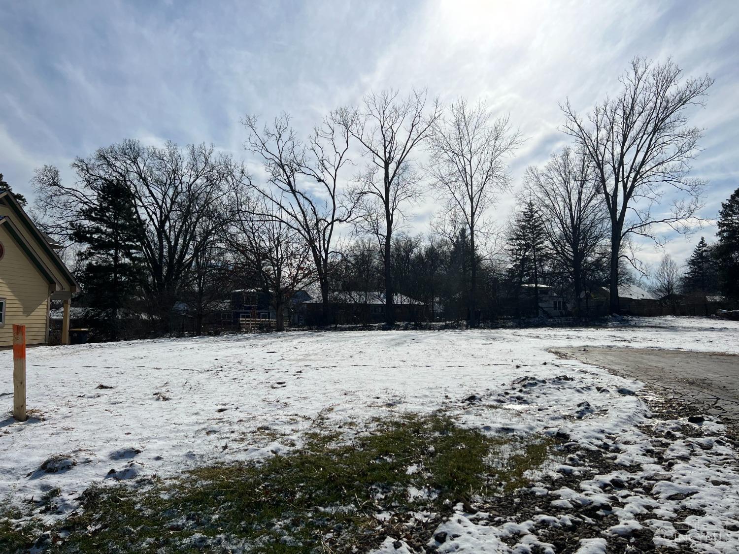 7301 S Timberlane Drive