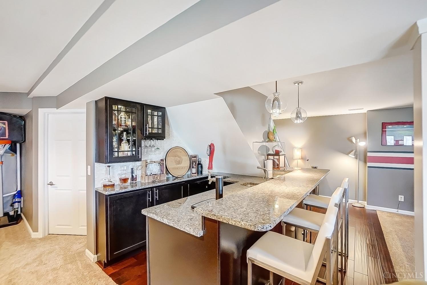 524 Laurelwood Drive
