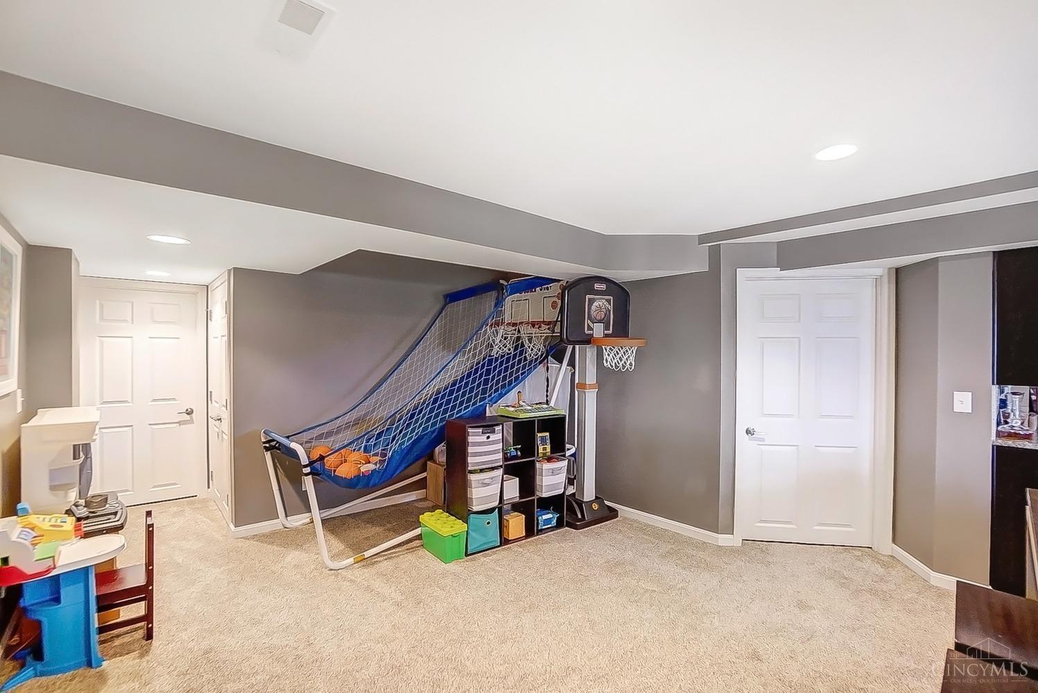 524 Laurelwood Drive