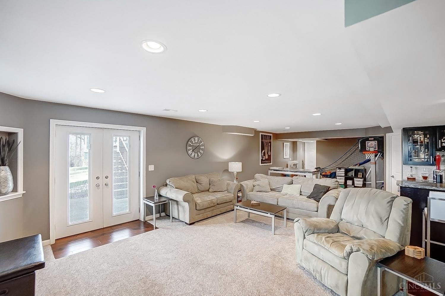 524 Laurelwood Drive