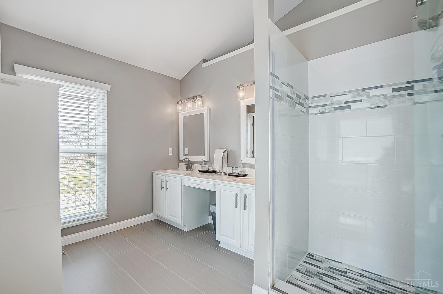 524 Laurelwood Drive