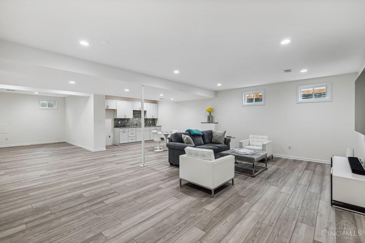 5969 Taylor Ridge Drive