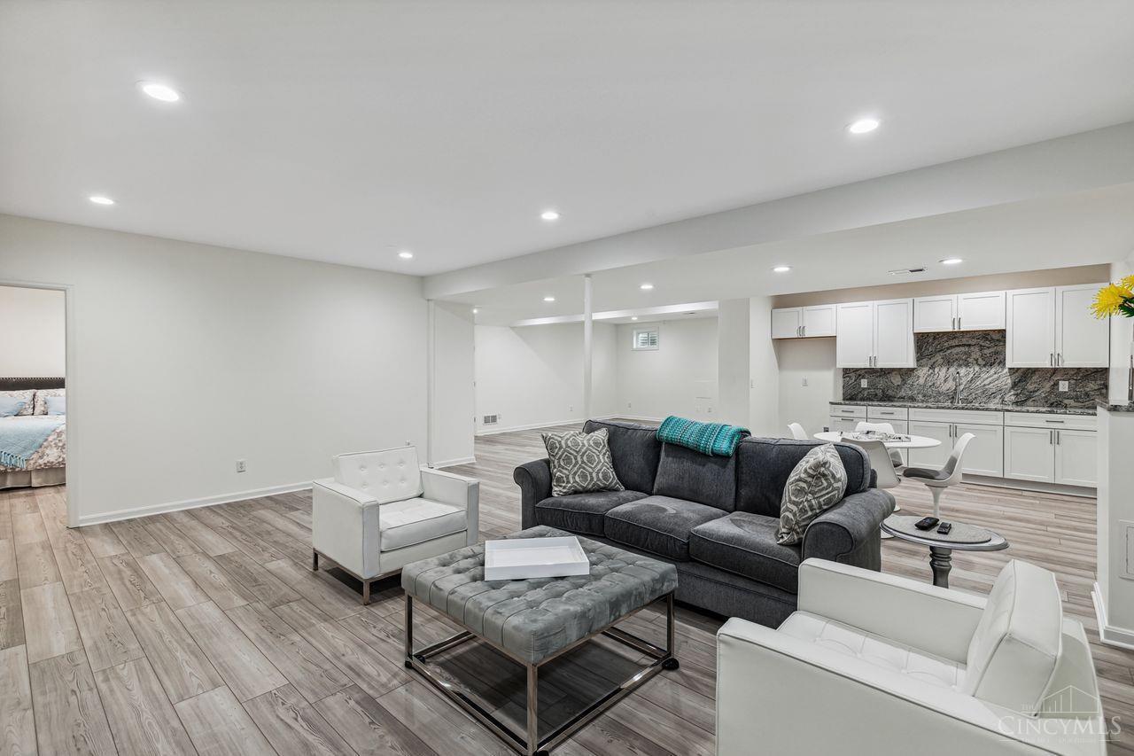 5969 Taylor Ridge Drive