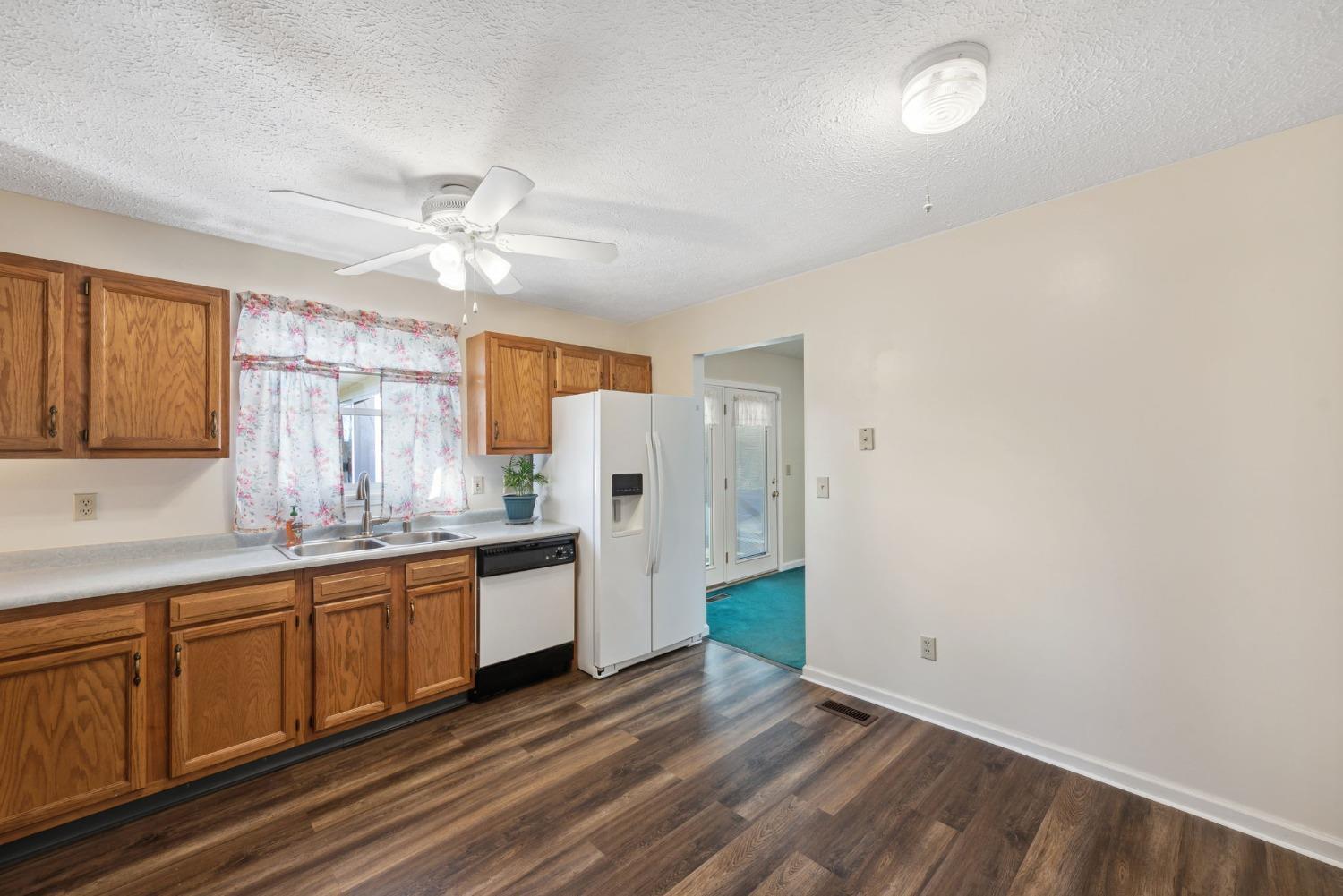 2269 St Rt 222