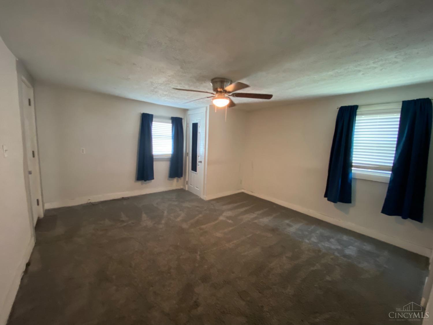 320 Pleasant Street