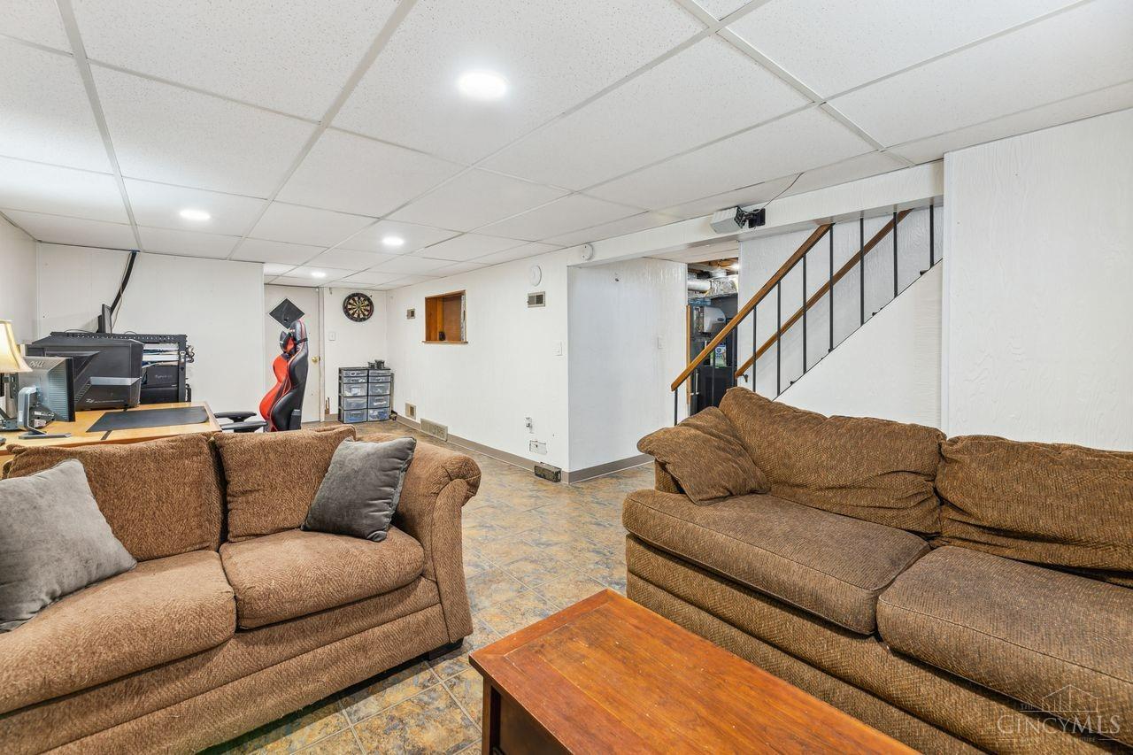 387 Inman Lane