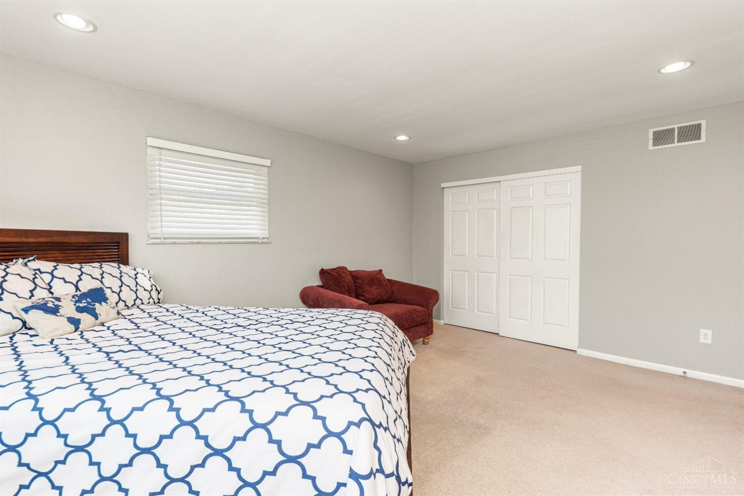 1073 Muirfield Drive