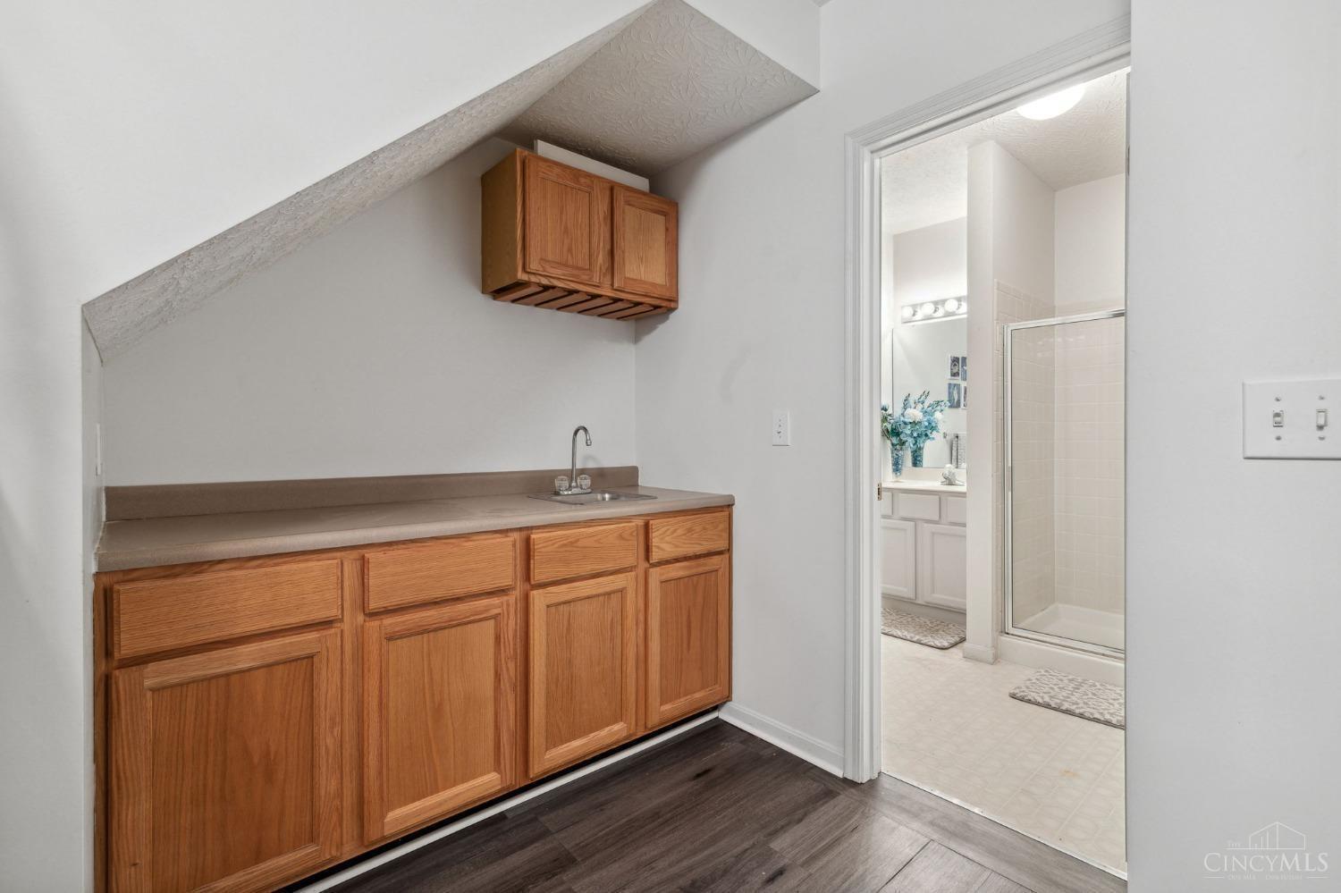 3910 Vineyard Green Drive