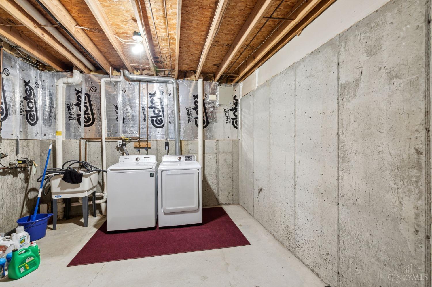 3910 Vineyard Green Drive