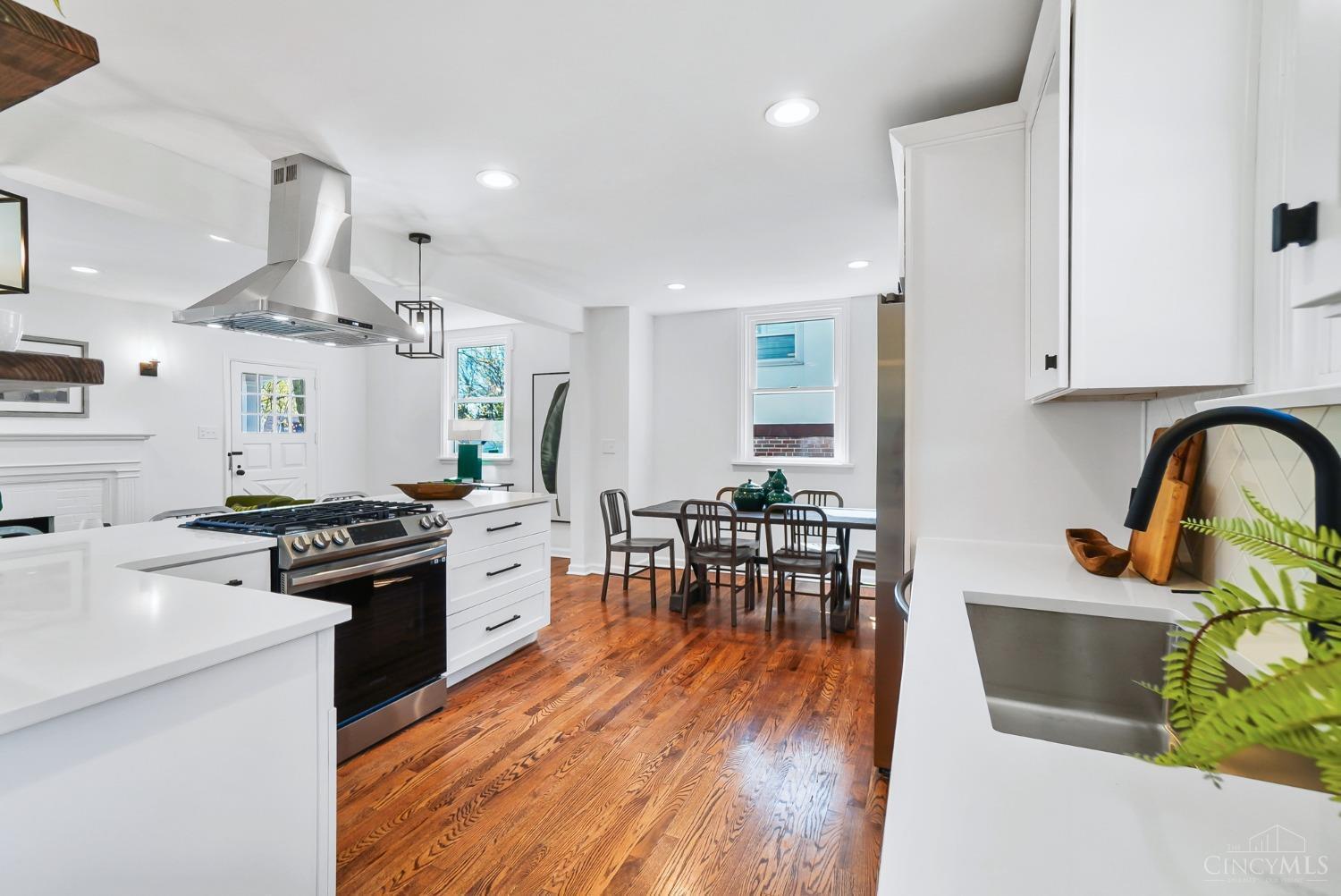 2832 Cortelyou Place