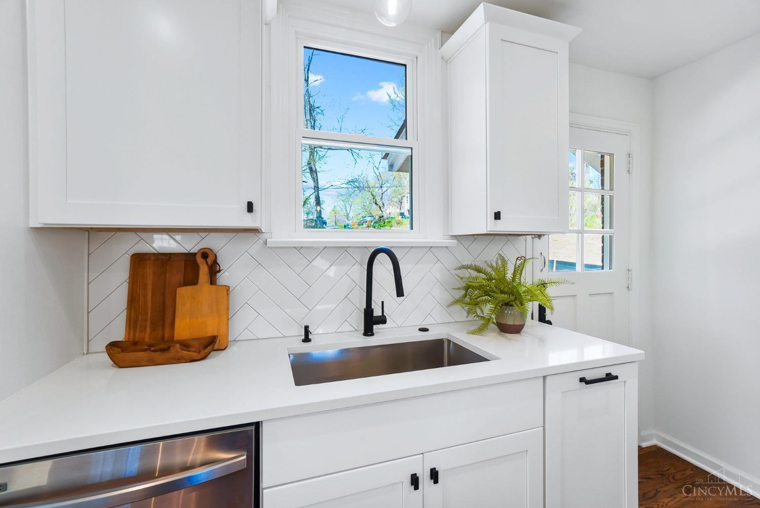 2832 Cortelyou Place