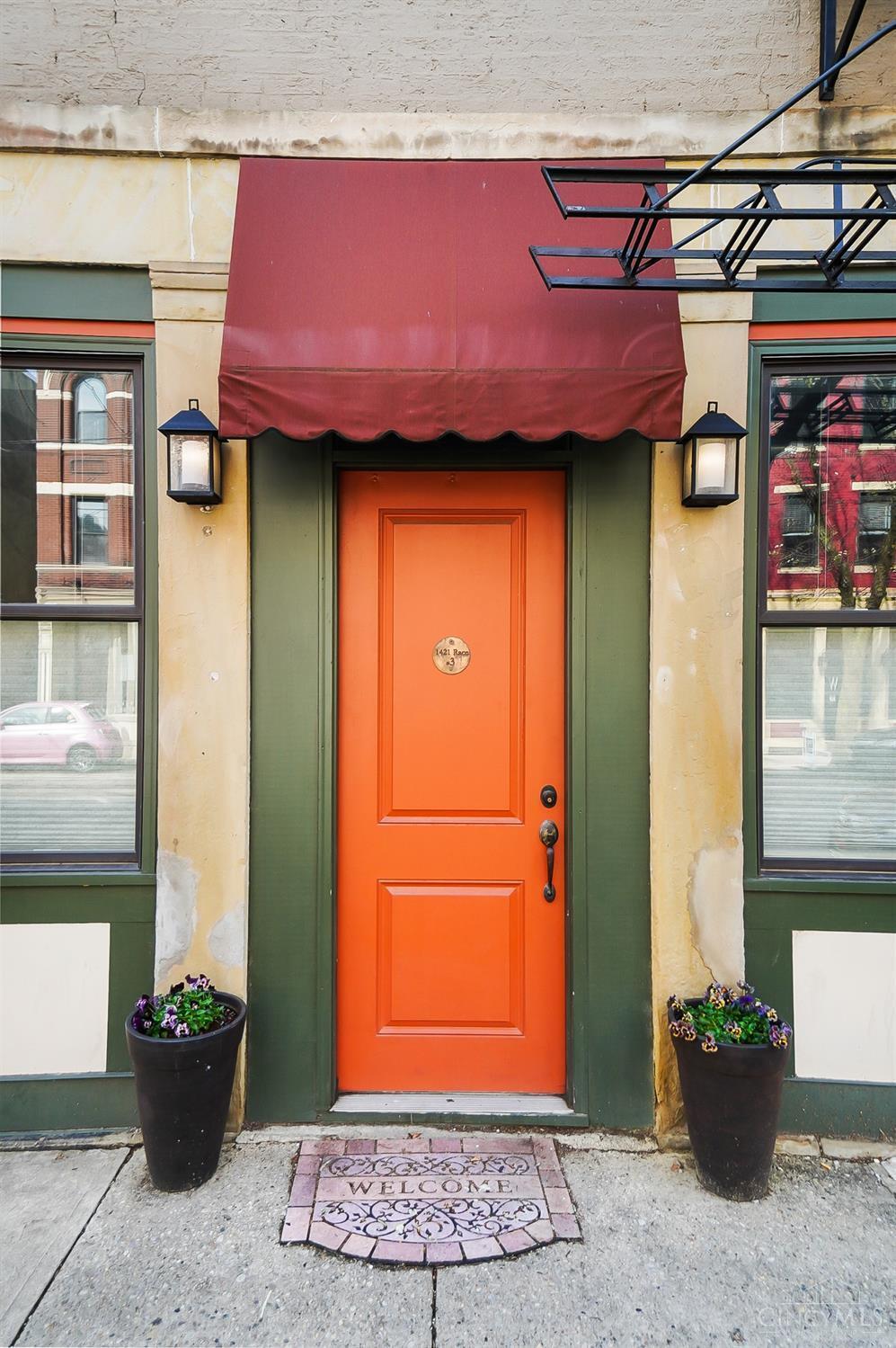 1421 Race Street 3