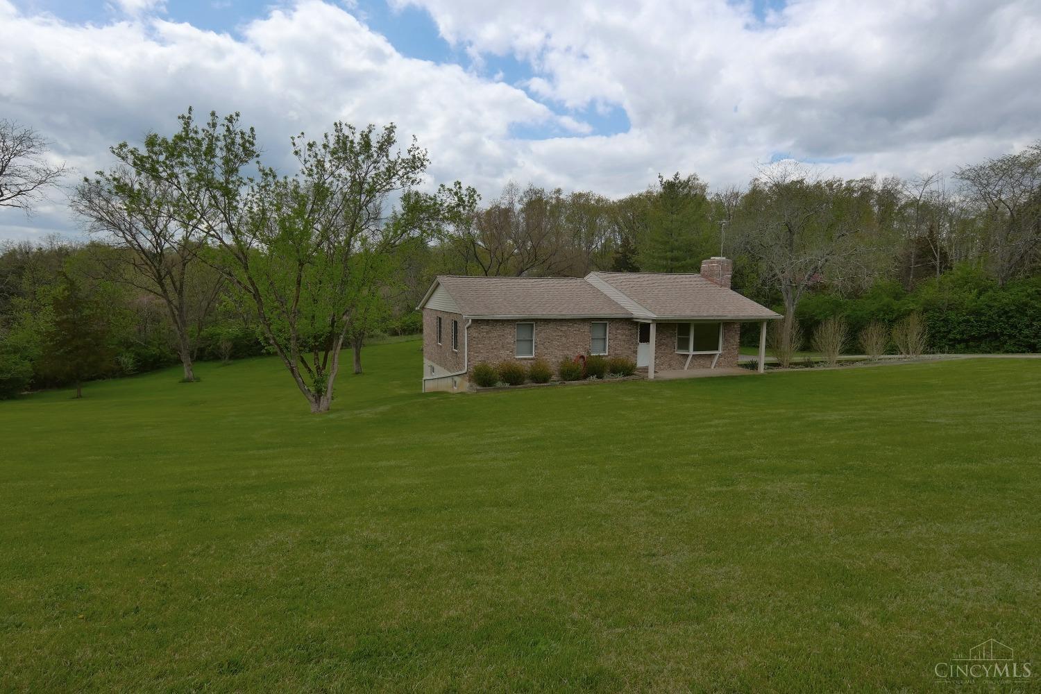 3929 Schoenling Road