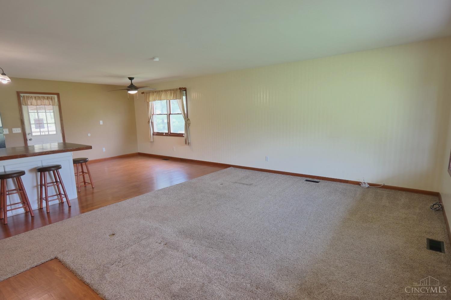 3929 Schoenling Road