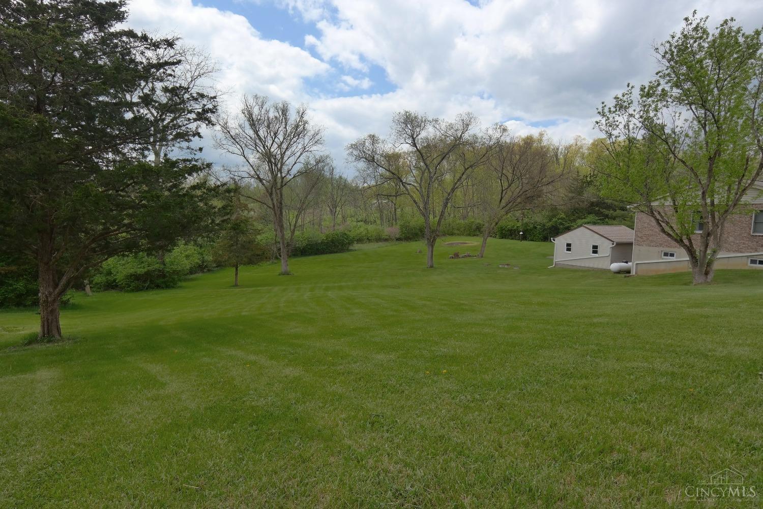 3929 Schoenling Road