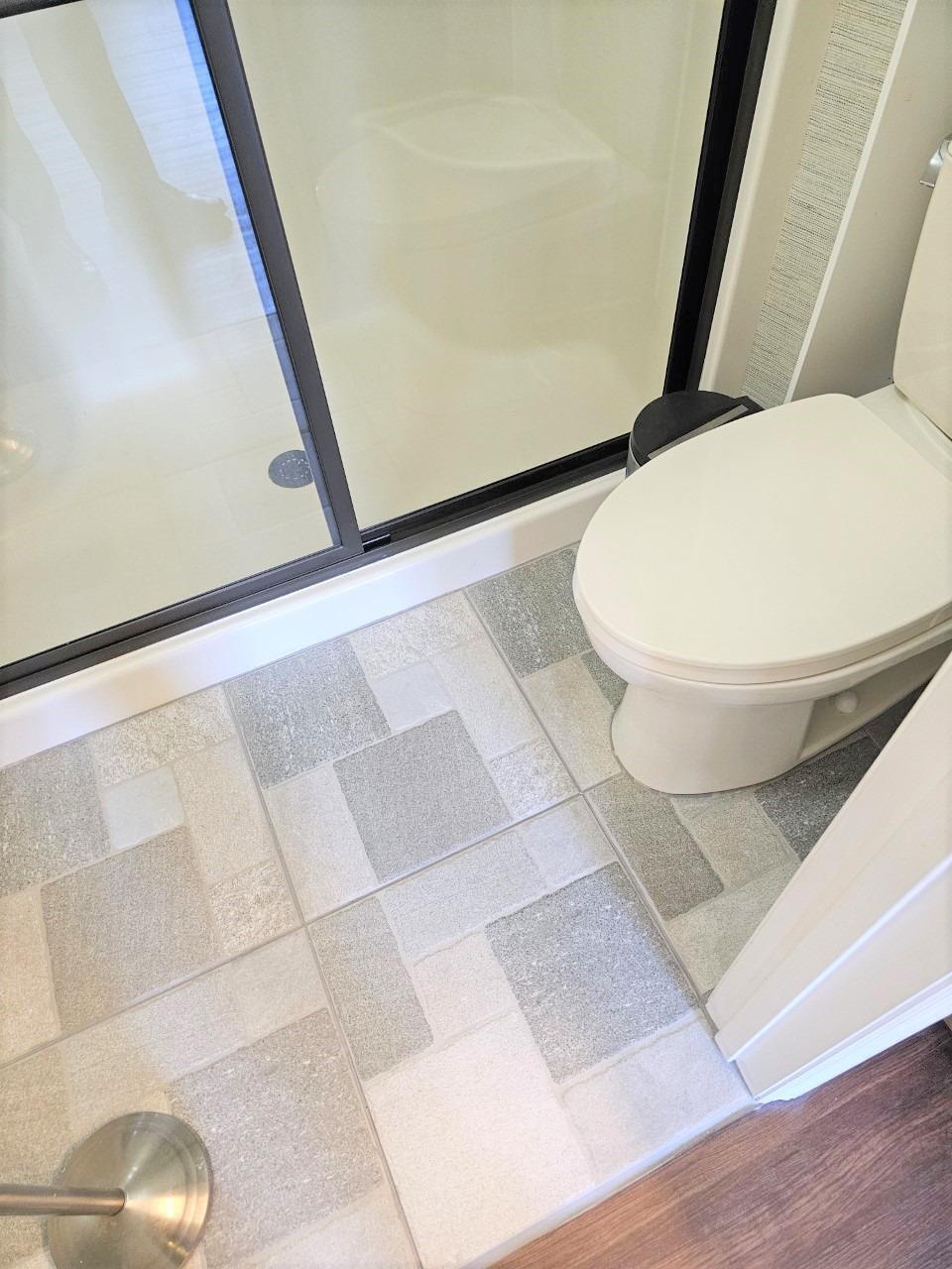 837 Neeb Road 4