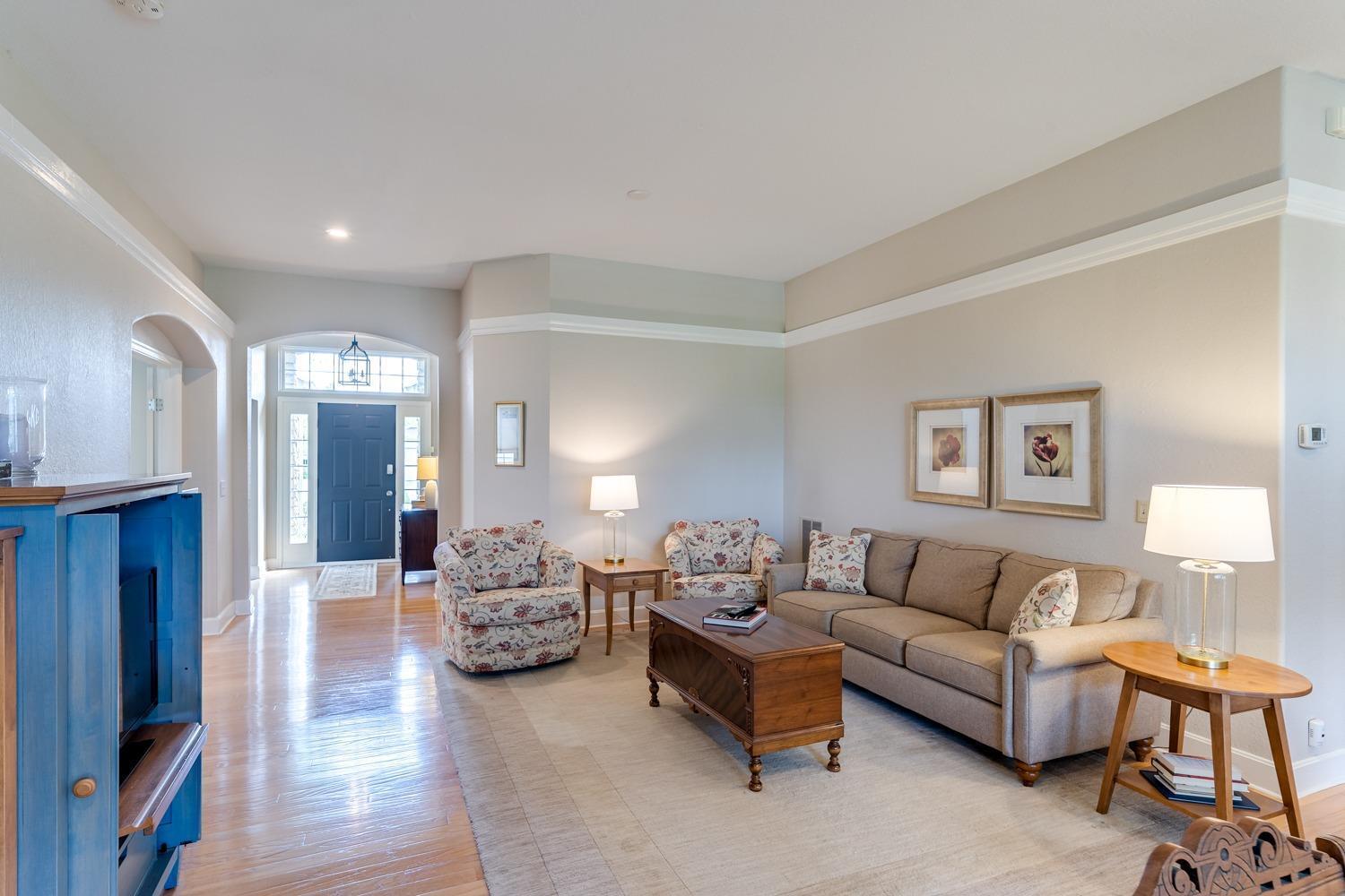 3519 MacPherson Place