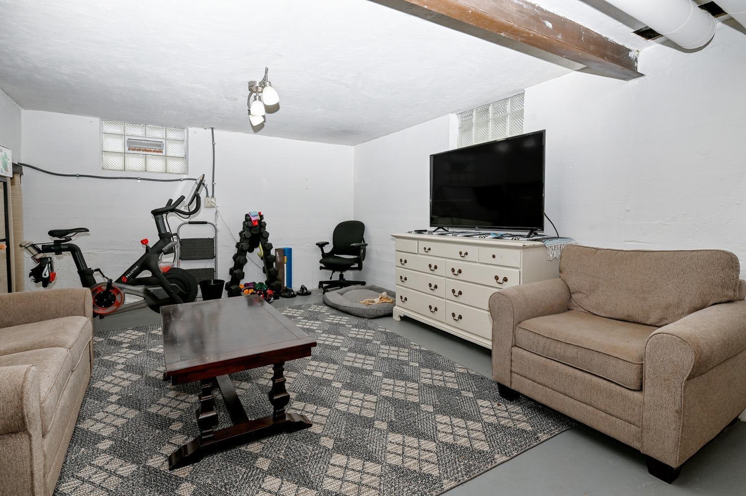 3307 De Forest Drive