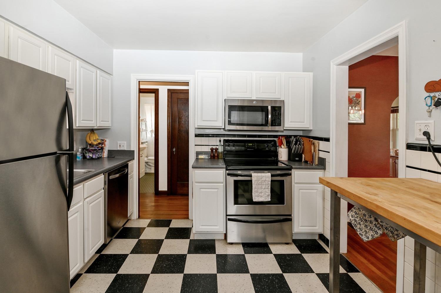 3307 De Forest Drive