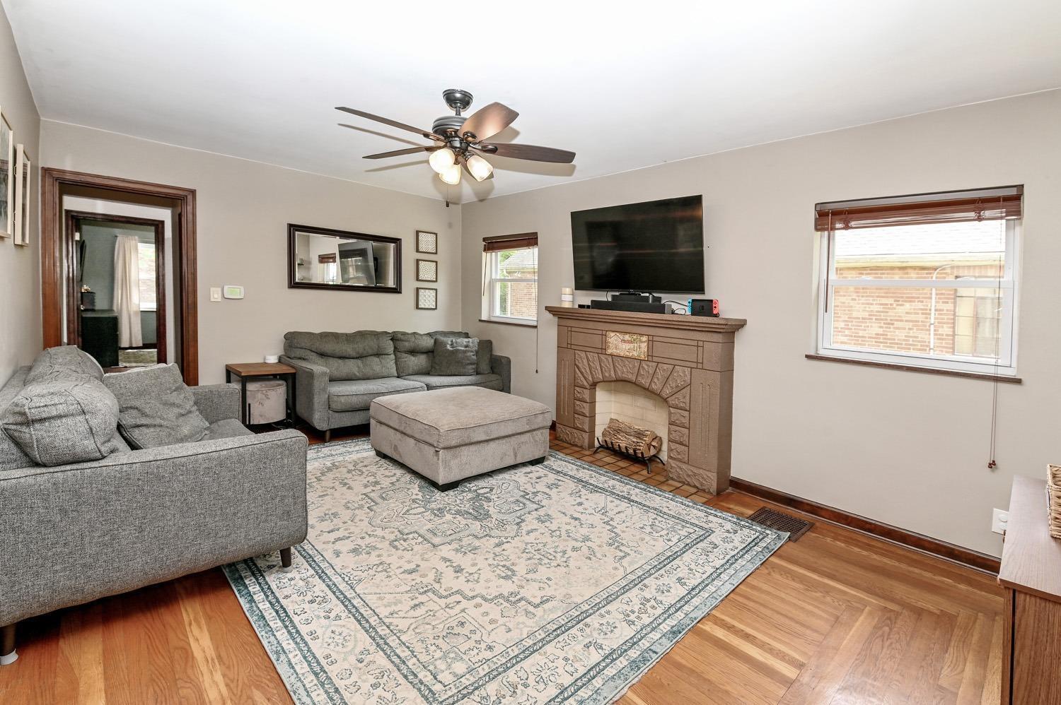 3307 De Forest Drive