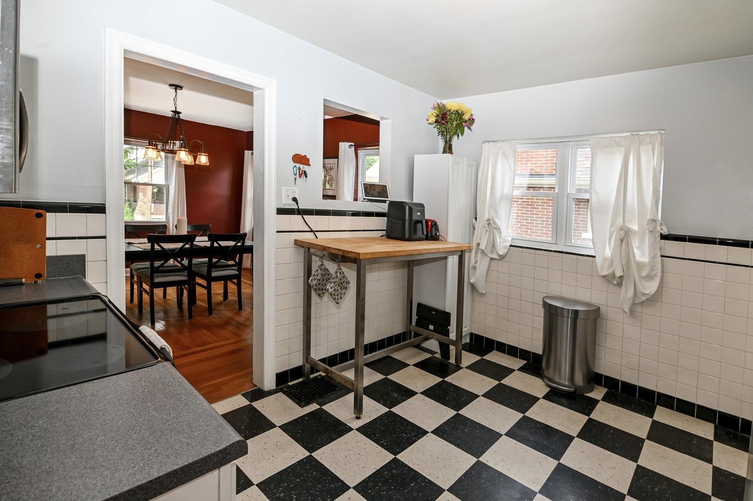3307 De Forest Drive