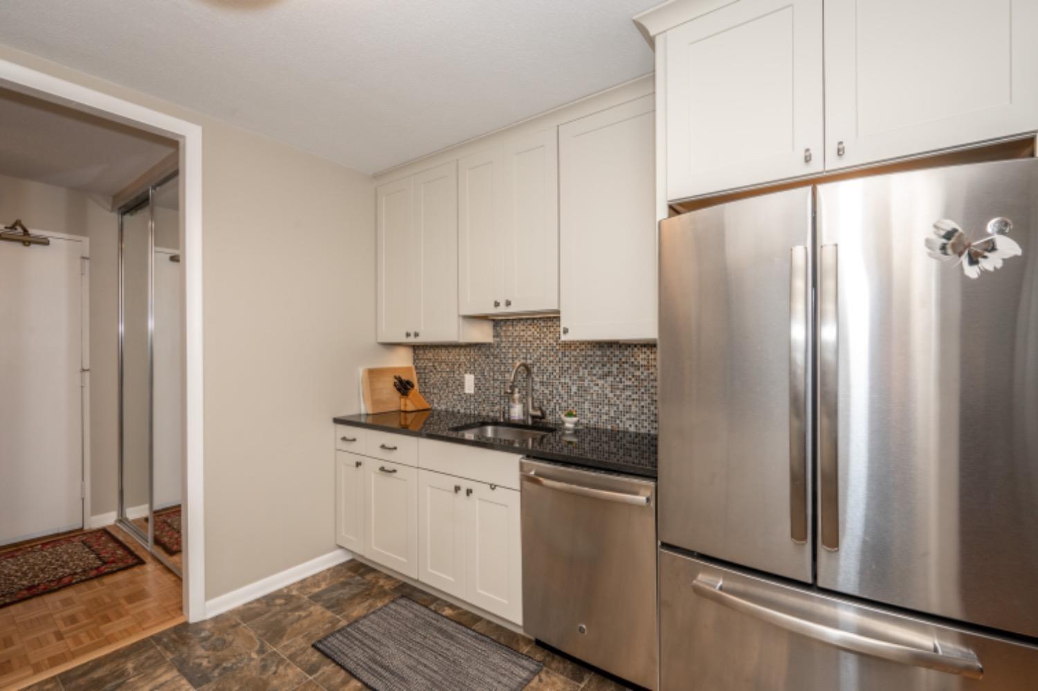 2444 Madison Road 512