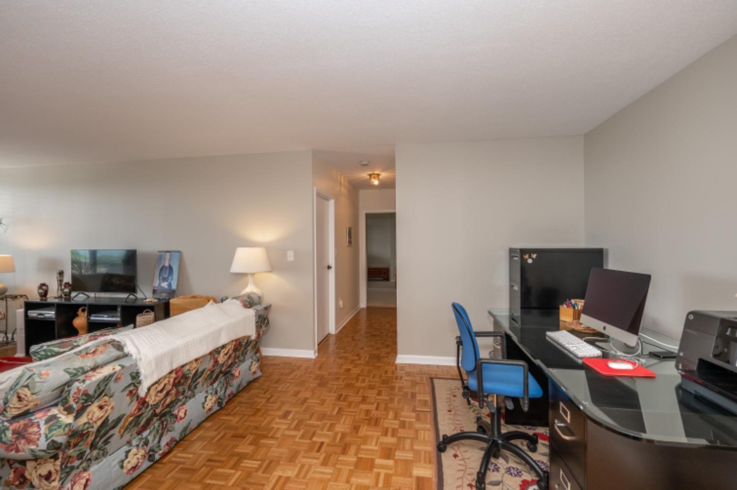 2444 Madison Road 512