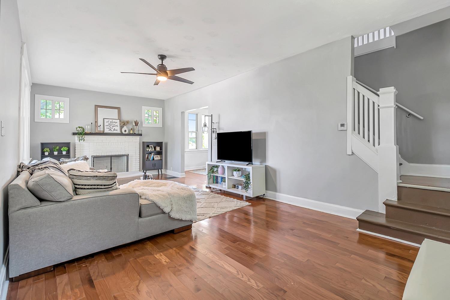 5458 Montgomery Road