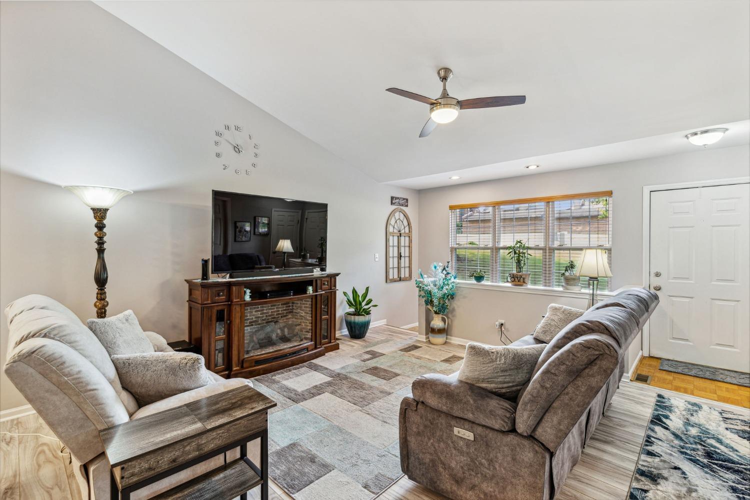 34 Stillmeadow Drive 6
