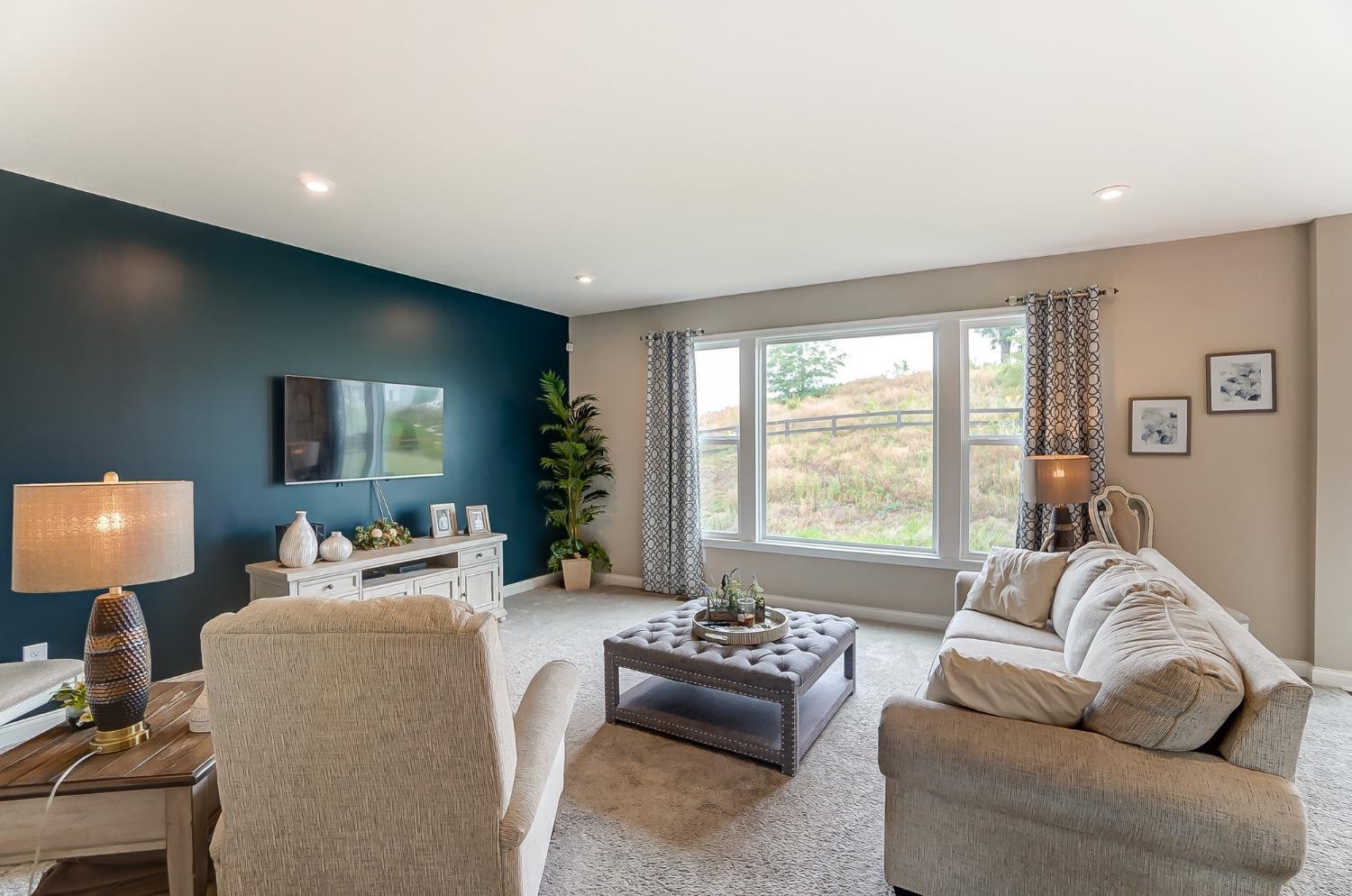 7004 Daybreak Drive